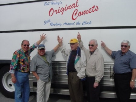 Comets New Tour Bus for 2002